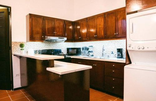Catedral Apartment | Beautiful View Apt near Governors Mansion in OSJ