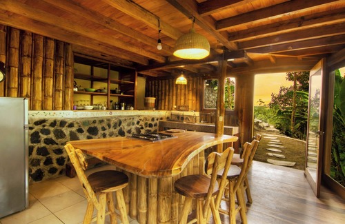 Ayampe Cabin | Beautiful view of the Sea and the Mountains | Cochapunko Cabins