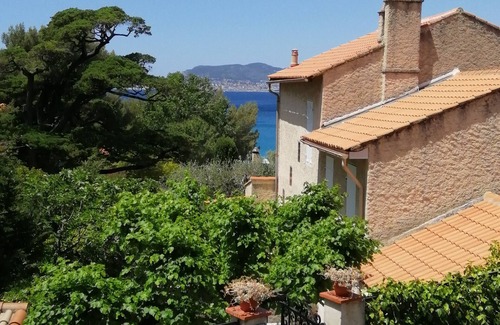 La Madrague House | BEAUTIFUL VILLA T4, 60m2 with GARDEN 150m from the BEACH