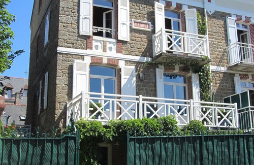 Saint-Lunaire Villa | Beautiful villa 200 meters from the beaches and shops a lunar saint
