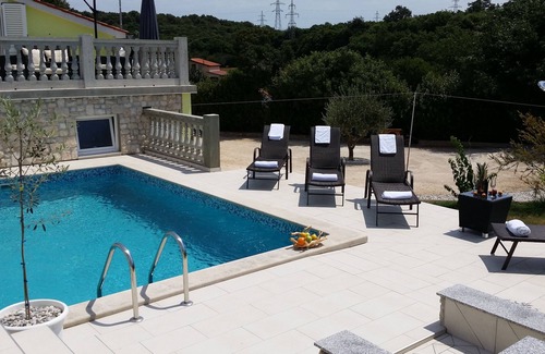 Pula House | Beautiful villa/app * with swimming pool, 900 m from the sea, WiFi, barbecue