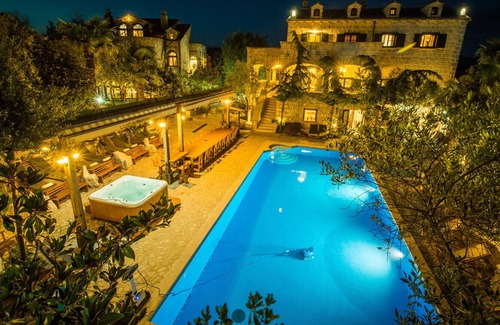 Zmijavci Villa | Beautiful Villa Castle Lujić