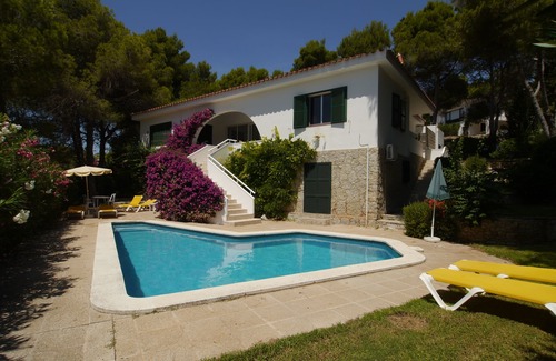 Sant Tomas Villa | Beautiful Villa, private pool, 5 min walk to beach/local amenities, 4 bathrooms