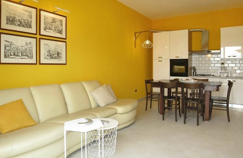 Capodimonte House | Beautiful villa for 12 guests with WIFI, A/C, TV, terrace and pets allowed