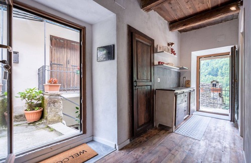 Bognanco House | Beautiful villa for 2 people with TV, terrace and pets allowed
