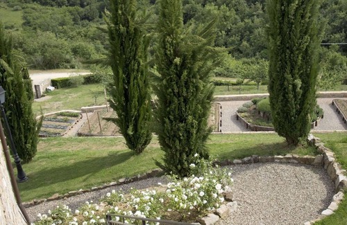 Gaiole in Chianti Villa | Beautiful villa for 16 people with private pool, A/C, WIFI, TV, patio, panoramic view and parking