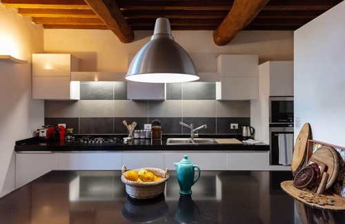 Siena Villa | Beautiful villa for 10 guests with pool, WIFI, TV and pets allowed