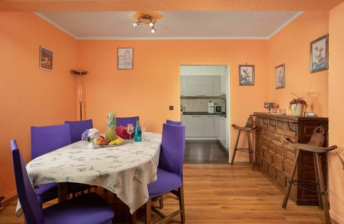 Marceljani House | Beautiful villa for 12 guests with WIFI, A/C, private pool, TV and terrace