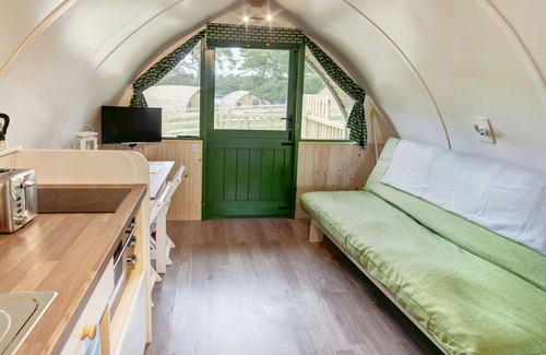 Langley-on-Tyne House | Beautiful villa for 4 guests with WIFI, pets allowed and parking