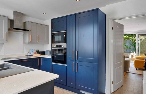 Stoke Gabriel House | Beautiful villa for 4 guests with WIFI and pets allowed