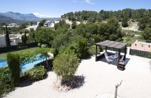 Empedrola House | Beautiful villa for 6 guests with A/C, WIFI, pool, TV and patio