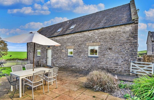 Newton Grange House | Beautiful villa for 6 guests with WIFI and pets allowed