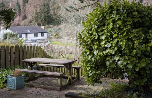 Pentewan House | Beautiful villa for 6 people with TV and parking