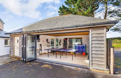 Ruan High Lanes House | Beautiful villa for 8 guests with WIFI, terrace and parking