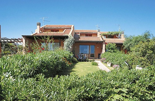 Sant'Elmo House | Beautiful villa for 6 guests with A/C, TV, terrace and pets allowed