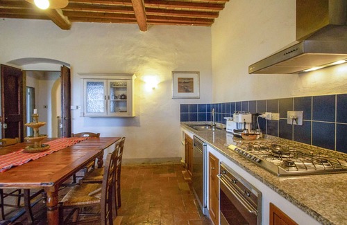 Scandicci Villa | Beautiful villa for 4 people with WIFI, pool, TV, patio and panoramic view, close to Florence