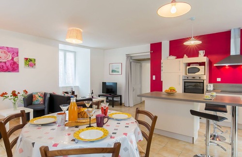 Plouneour-Trez Villa | Beautiful villa for 4 people with WIFI, TV, terrace and pets allowed