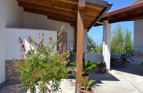 Balestrate Villa | Beautiful Villa Francesca between Olives trees and garden, sea view, wifi free.