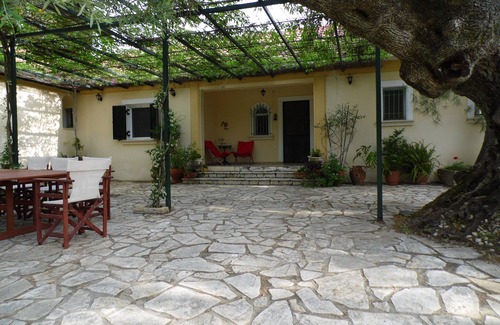 Gaitanion House | Beautiful Villa in a 11 acre olive grove