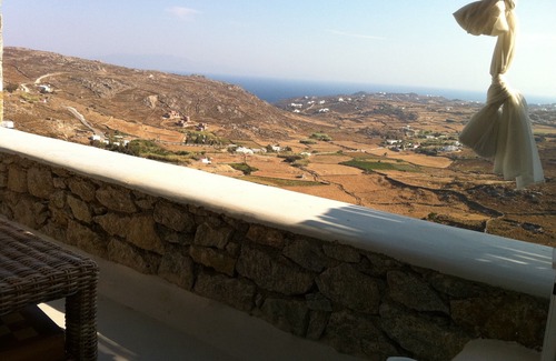Paraga Condo | Beautiful Villa In A Quiet Location