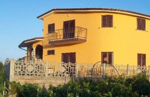 Bosa Apartment | Beautiful Villa in the Middle Vineyard #1