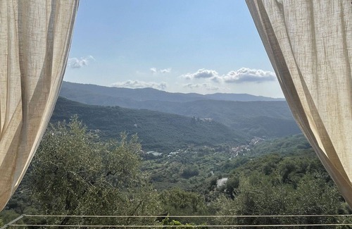 Valloria House | Beautiful villa for 4 people with terrace