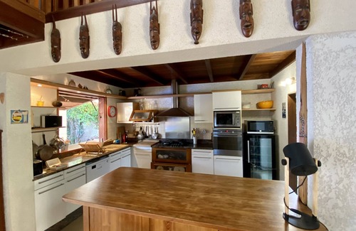 Etang Sale Les Bains Villa | Beautiful villa, swimming pool, independent Jacuzzi, hammam, salt water baths.