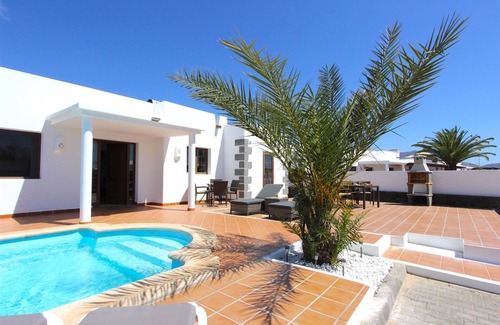 Playa Blanca Villa | Beautiful Villa with private Pool on sought after Parque Del Rey Playa Blanca
