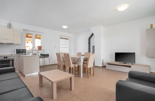 Bratulici House | Beautiful villa with A/C, WIFI, private pool, TV, terrace, pets allowed and panoramic view
