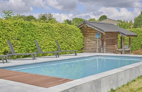 Heers House | Beautiful villa with a pool and a sauna