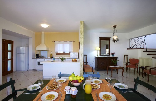 Prines Villa | Beautiful villa with garden and large swimming pool-separate kids pool