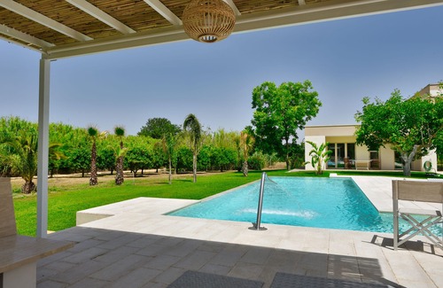 Cutrofiano Villa | Beautiful Villa with pool and garden, luxury and very romantic, near Galatina