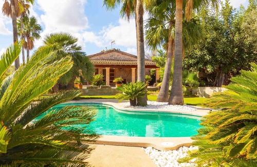 Llubi Villa | Beautiful villa with pool in Llubí, in the center of Mallorca.