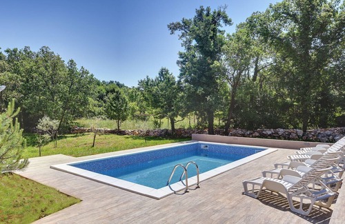 Kapelica House | Beautiful villa with private pool and parking for 5 cars