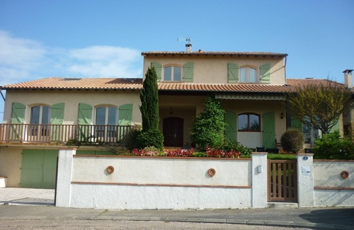 Balma Villa | Beautiful villa with secure swimming pool 12 x 6 m near Toulouse, ideal for families!