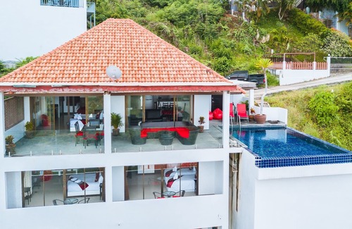 Bophut Villa | Beautiful Villa with Seaview from Every Room. Private infinity Seaview Swim Pool