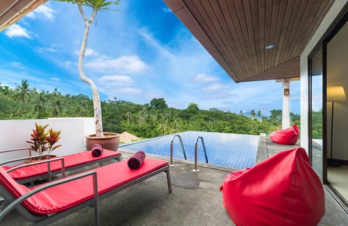 Bophut Villa | Beautiful Villa with Seaview from Every Room. Private infinity Seaview Swim Pool