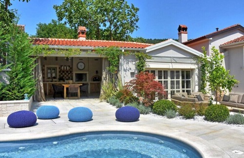 Jakomici Villa | Beautiful Villa Zita with pool in Pican