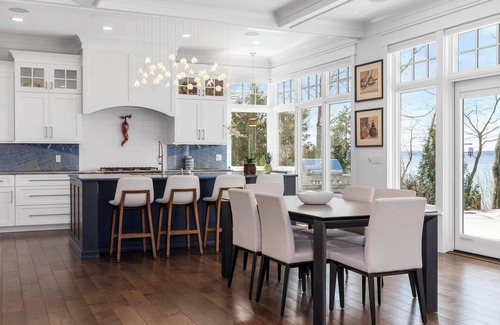 Idylwilde House | Beautiful Waterfront Estate