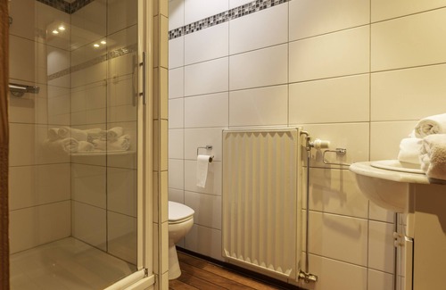 Stoumont Villa | Beautiful waterfront house with heated indoor pool, sauna, terrace.
