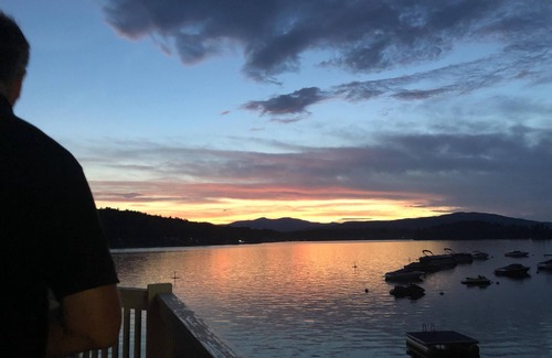 Bristol Cottage | Beautiful Waterfront Property - Family Reunion Destination