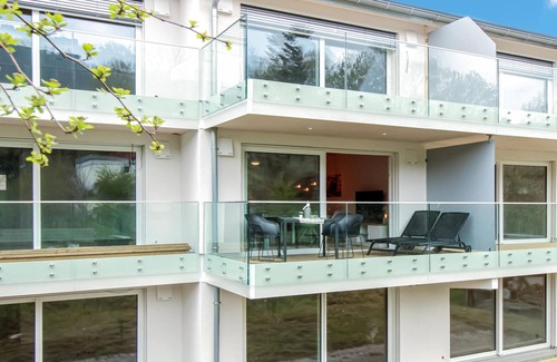Muhlhausen Apartment | Beautiful, welcoming apartment with balcony and views of the hilly surroundings.