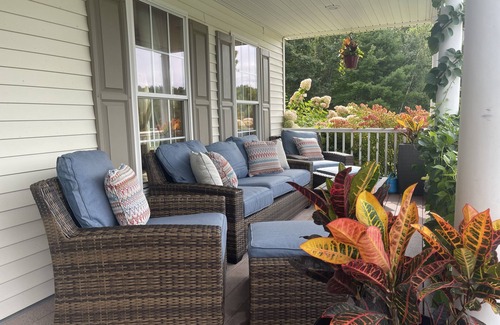 Wiscasset House | Beautiful Wiscasset Home 5 AC units, sleeps 16