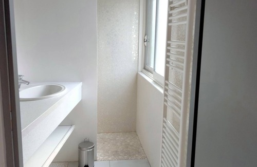 Levignacq Villa | Beautiful wooden house on the banks of a creek 17 km from the ocean