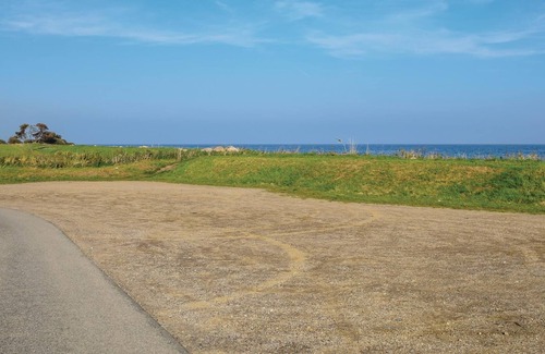 Østerskov House | Beautiful wooden house on the east coast of Langeland, in the Bukkemose area.