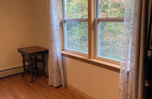 Oakland House | Beautiful year round home located on McGrath Pond