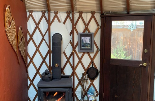 Rosemount Cottage | Beautiful Yurt in Hamilton Ontario