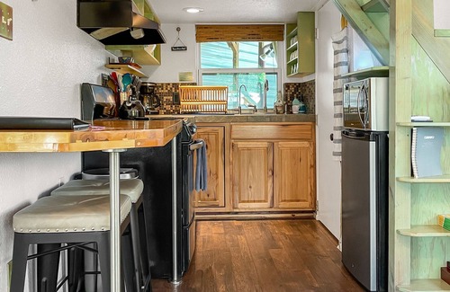 Canyon Lake Cabin | Beautiful Zen Cabin in Canyon Lake! Only 5 minutes from the lake and river!