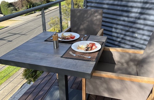 Jan Juc House | Beautifully appointed townhouse. Pet friendly and close to all amenities.