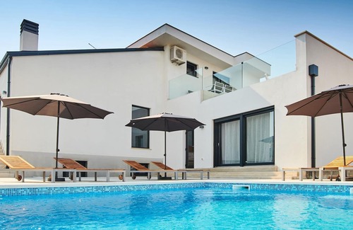 Kastel Cottage | Beautifully decorated villa with pool ideal for vacation with your family.